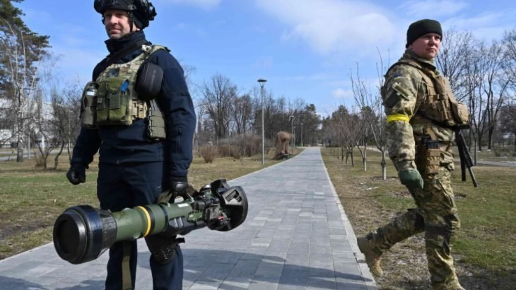 واشنطن تحشد لطرد روسيا من مجلس حقوق الإنسان وتدرب الأوكران على أحدث أسلحتها
